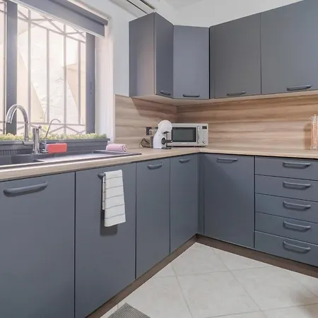 A 2br Maisonette Fully Equipped With Ac In St Julians By 360 Estates شقة *