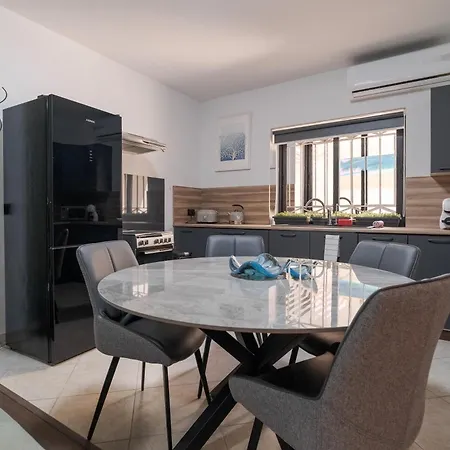 A 2br Maisonette Fully Equipped With Ac In St Julians By 360 Estates * St. Julian's