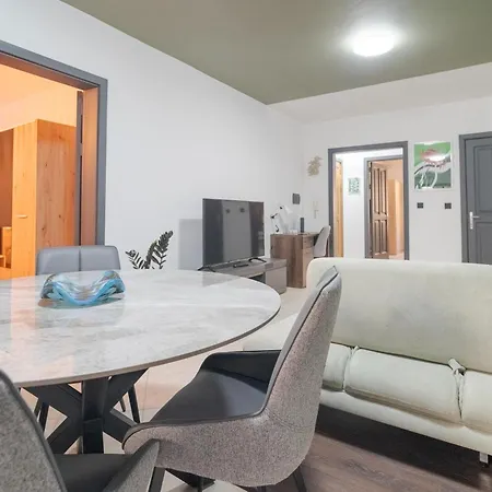 公寓 A 2br Maisonette Fully Equipped With Ac In St Julians By 360 Estates Saint Julian's