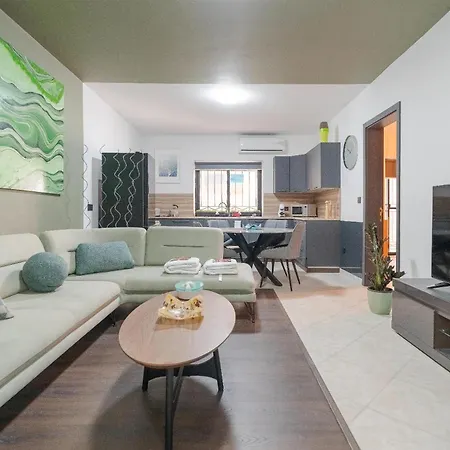 Lägenhet A 2br Maisonette Fully Equipped With Ac In St Julians By 360 Estates *